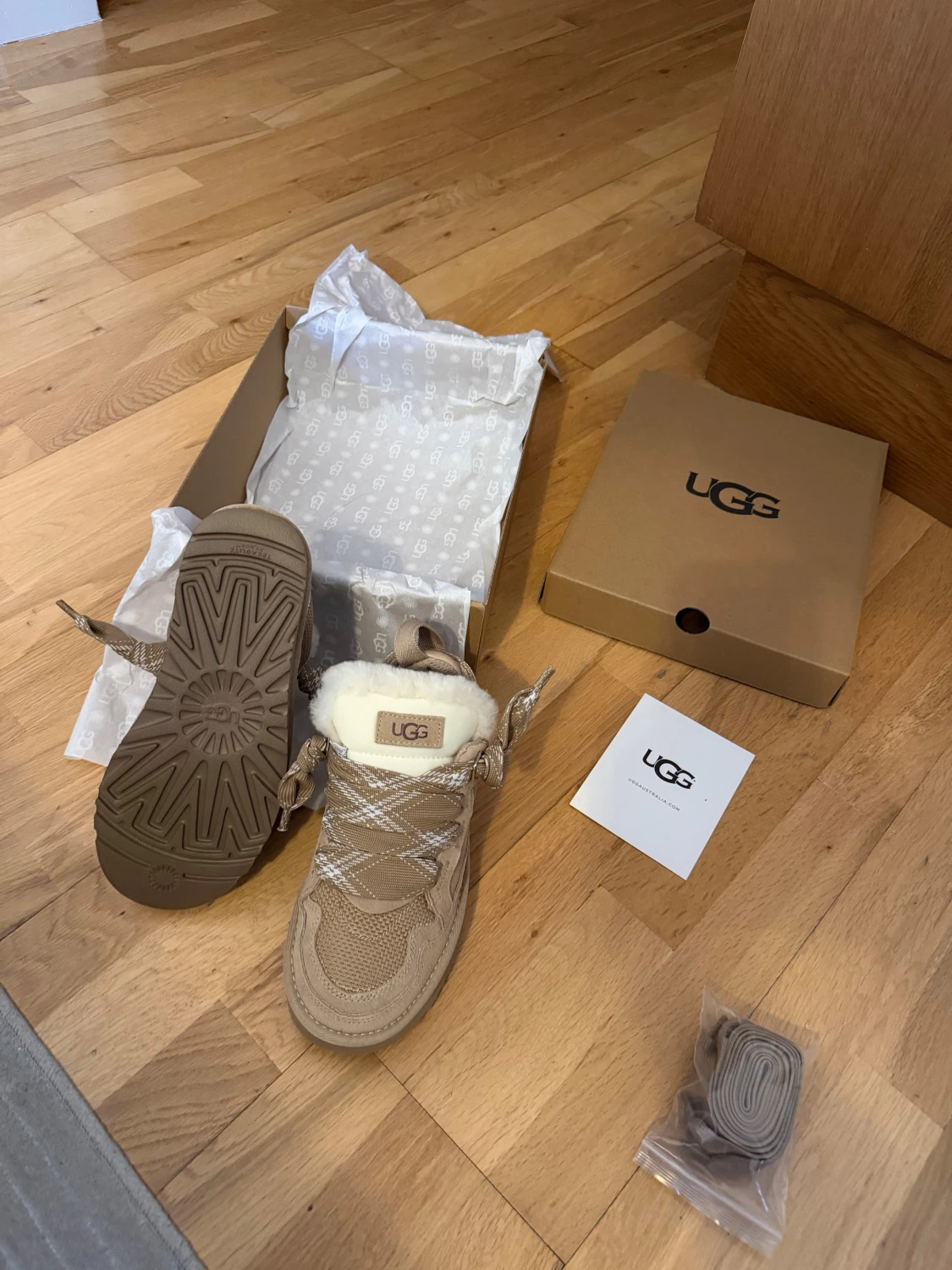 Ugg lowmel - 3
