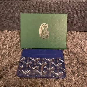 Blå Goy4rd korthållare - Helt ny korthållare från Goy4rd, om du är intresserad är det bara att skriva😃