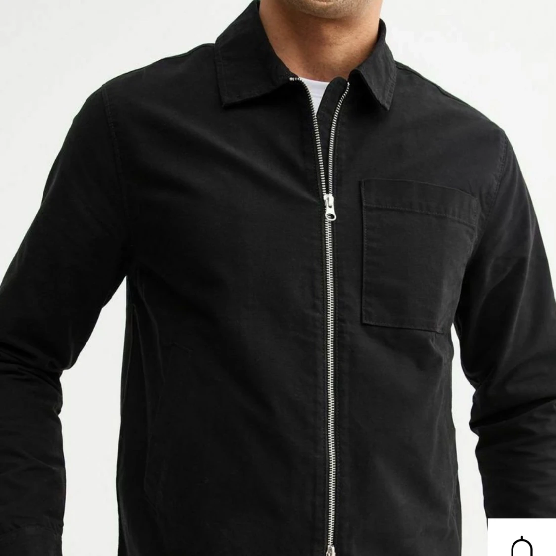 Svart overshirt med dragkedja - 2