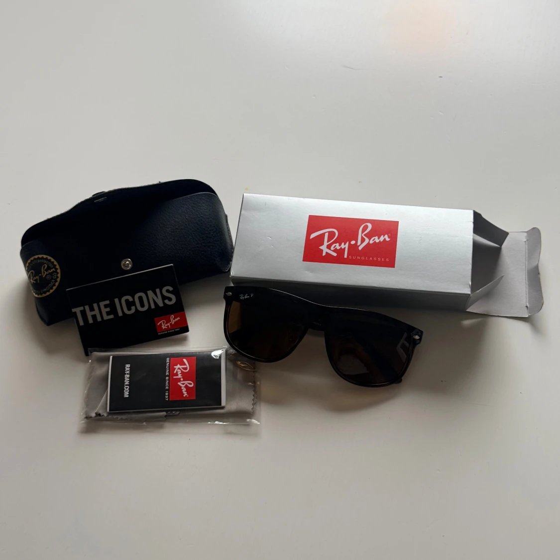 Svarta Wayfarer solglasögon Ray-Ban
