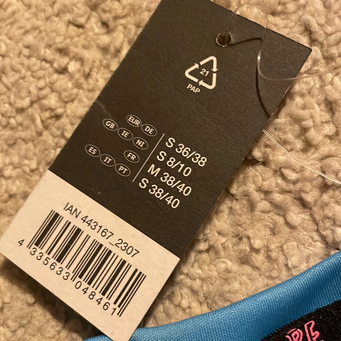 Blå croppad träningstopp från Crivit - 2