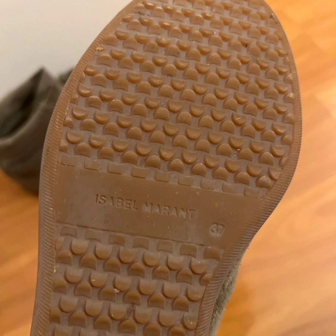 Isabel Marant skor intressekoll - 2