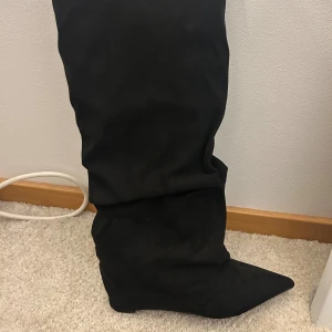 Nelly boots  - Aldrig använd nypris 900