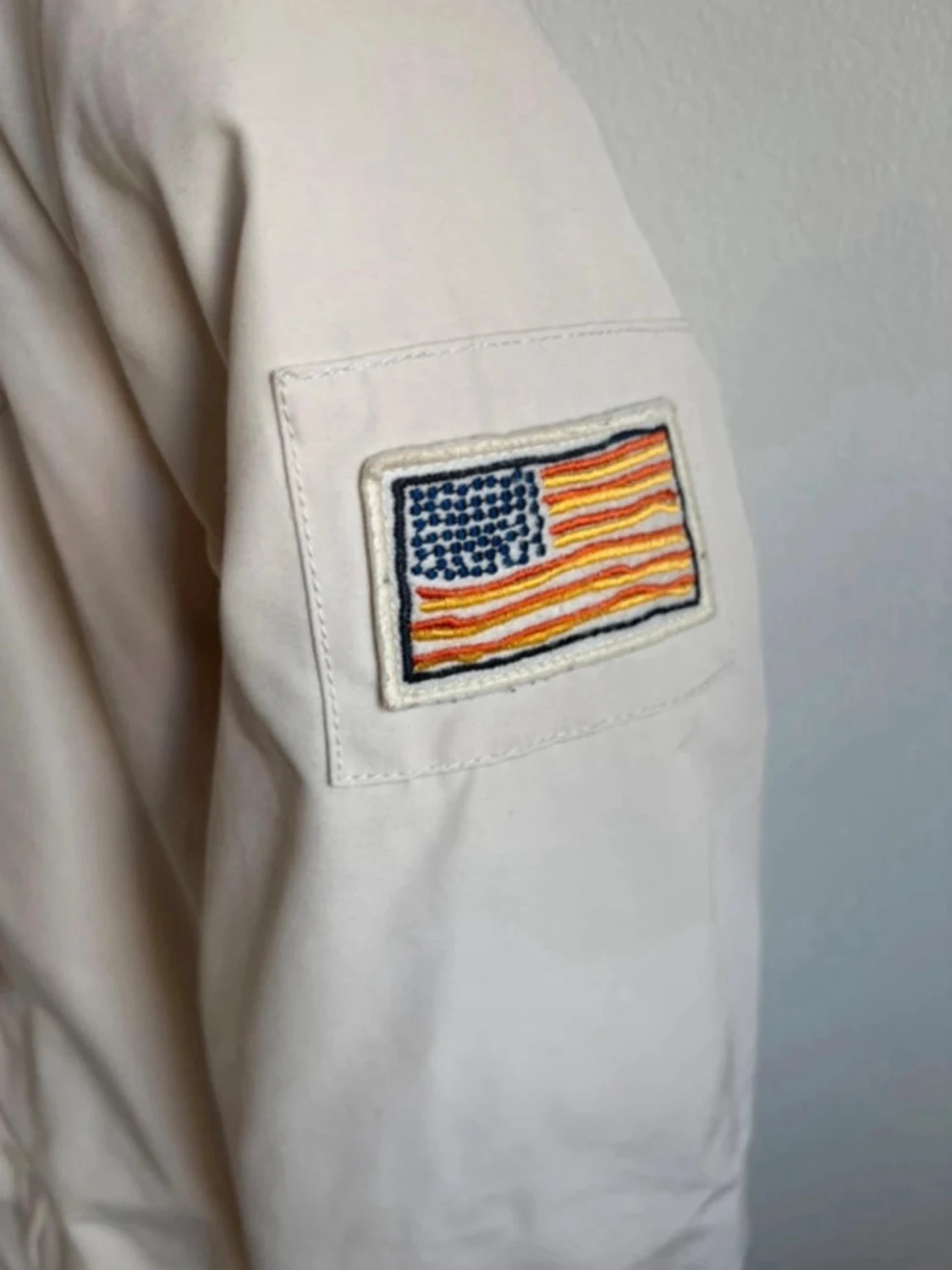 Offwhite parkas från Svea med huva - 1