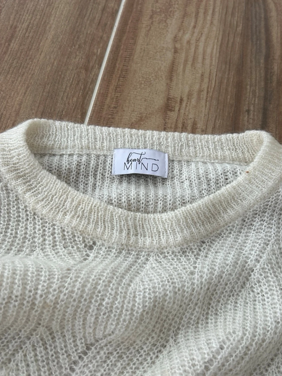 Stickad tröja  - 1