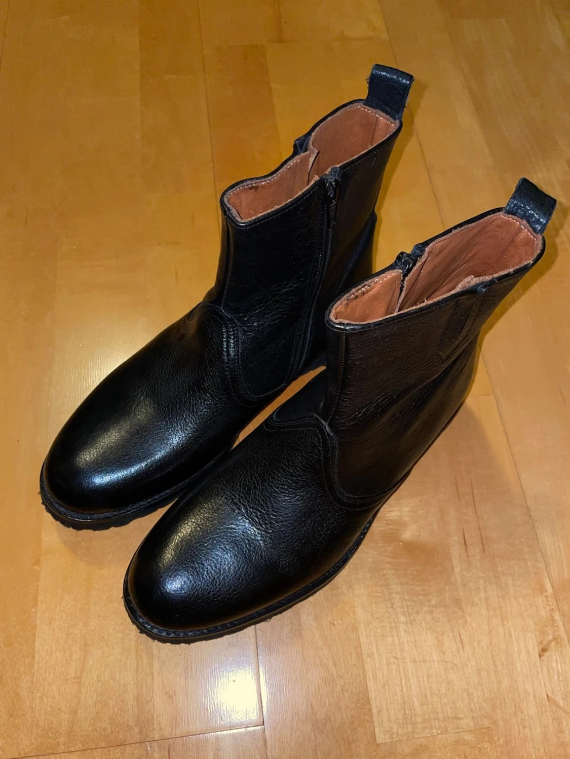 Svarta läderkängor med dragkedja - 1