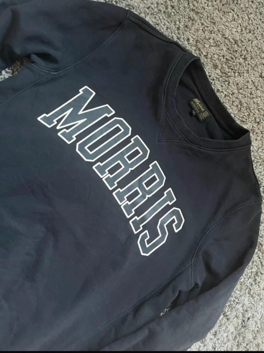 Mörkblå sweatshirt från Morris - 1