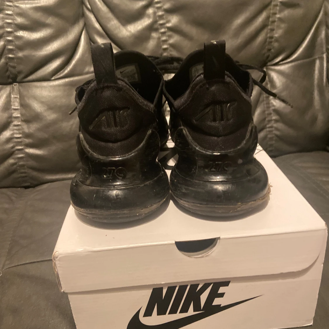 Nike Air Max 270 svarta sneakers - 2