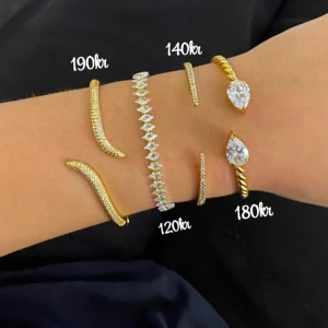 Armband  - Några finns i silver 