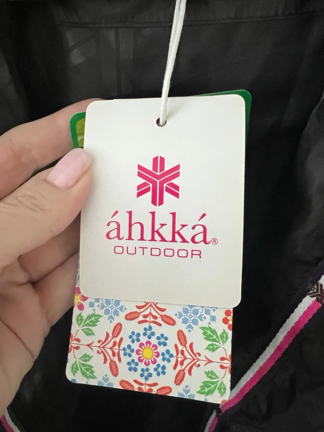 Svart lång pufferjacka från Áhkká- helt ny med lappar - 2