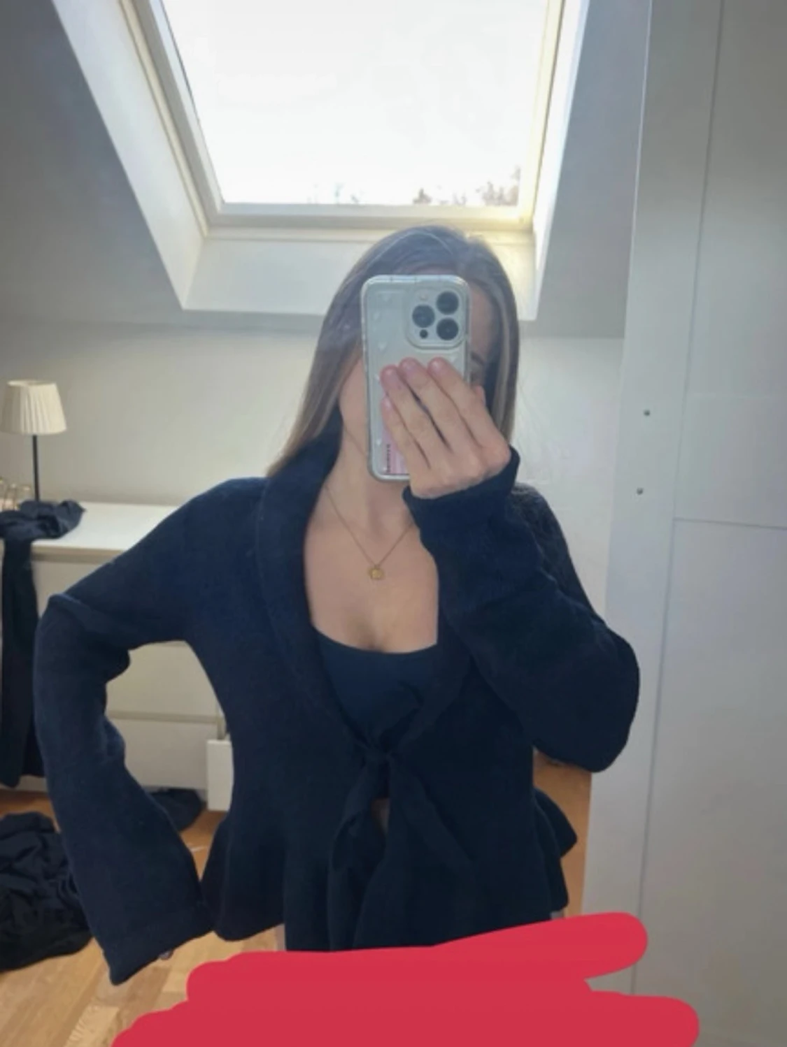 stickad kofta i marinblå - 1