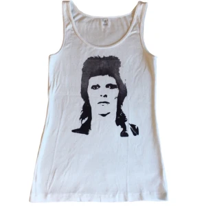 David Bowie tank top/ linne med tryck/ band tröja - Ribbat linne med mörklila David Bowie tryck på!