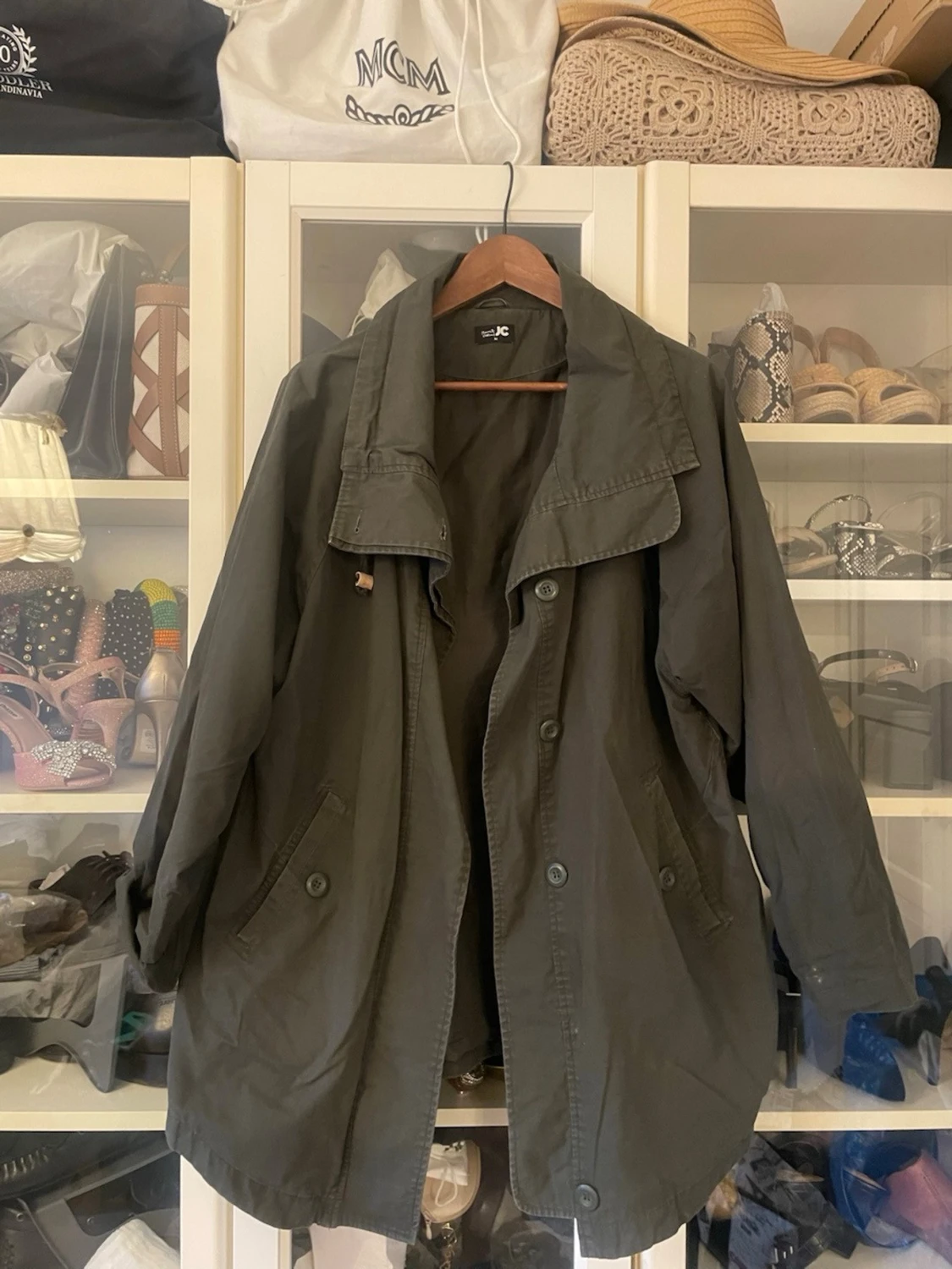 Olivgrön parkajacka från JC