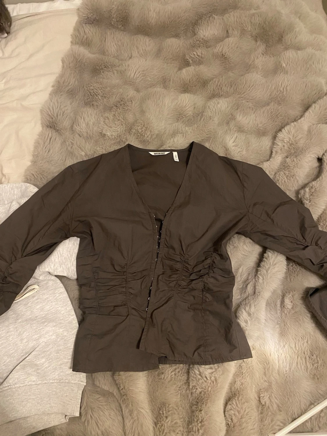 Grå grön topp  - 2