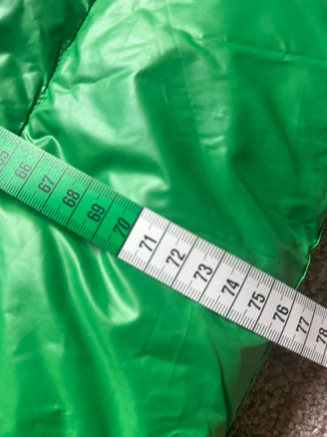 Grön dunväst med dragkedja - 1