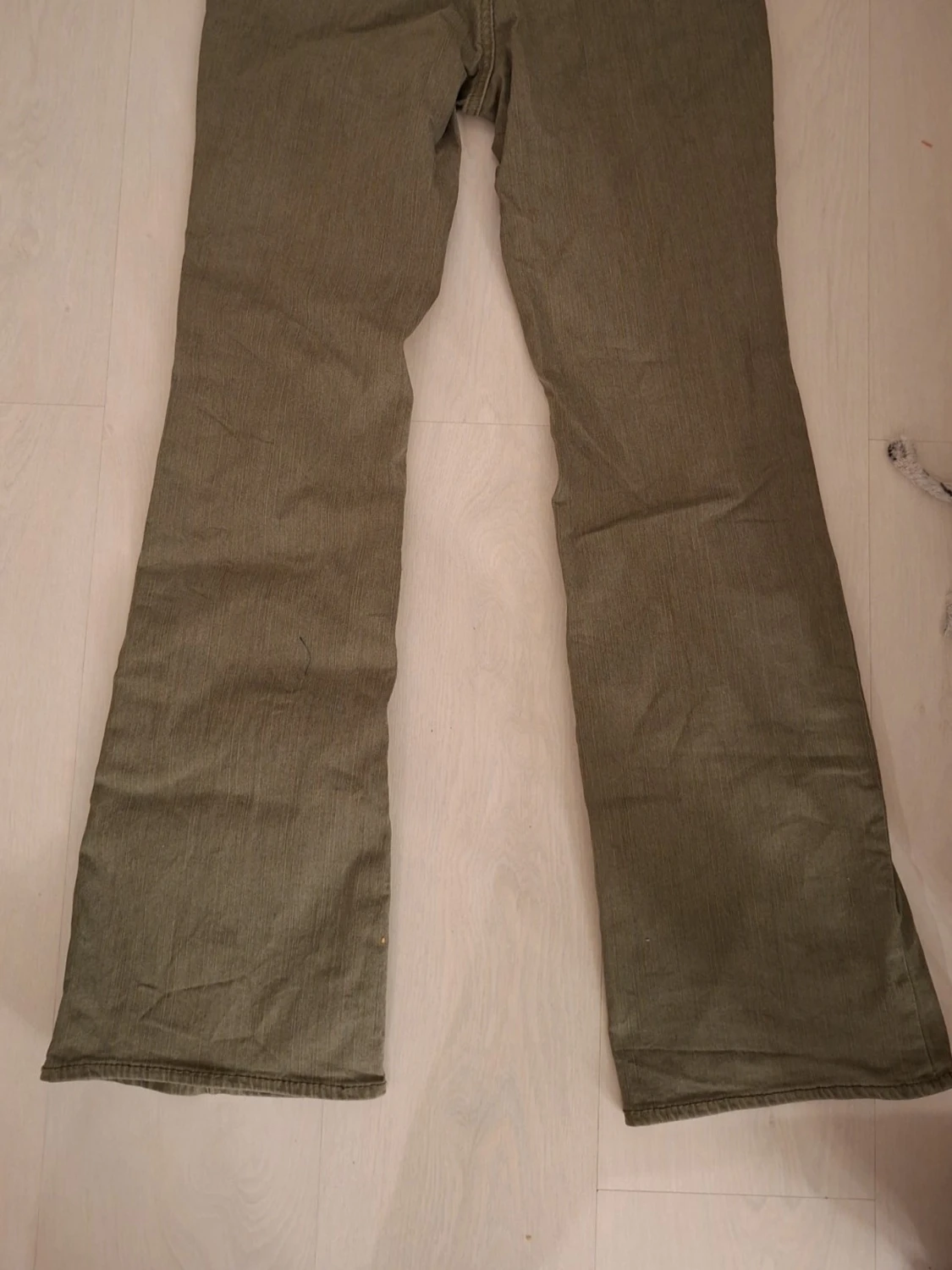 Gröna H&M jeans - 1