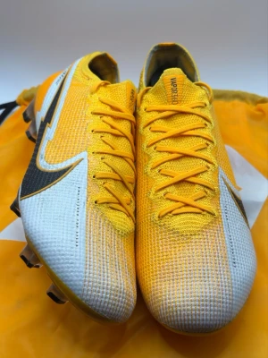 Nike Mercurial Vapor 13 Elite FG - Yellow  - 9.9/10