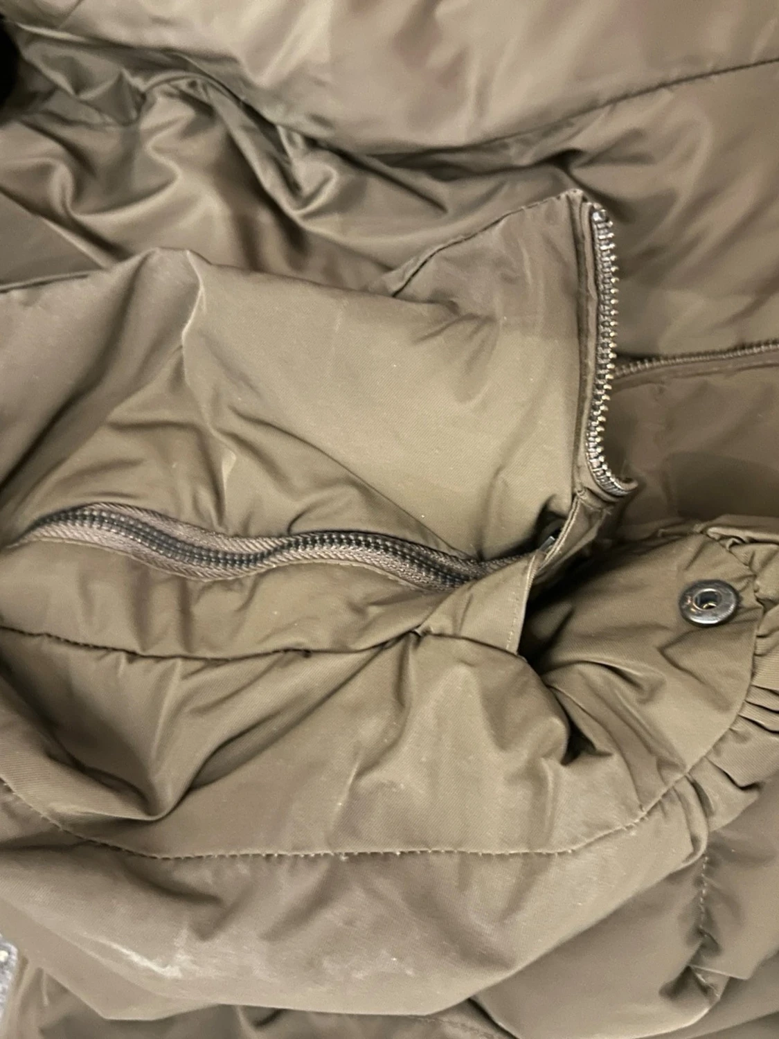 Gant-Mörkgrön dunjacka med bälte - 6