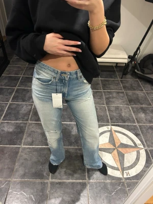 Slutsålda jeans Zara - Helt slutsålda