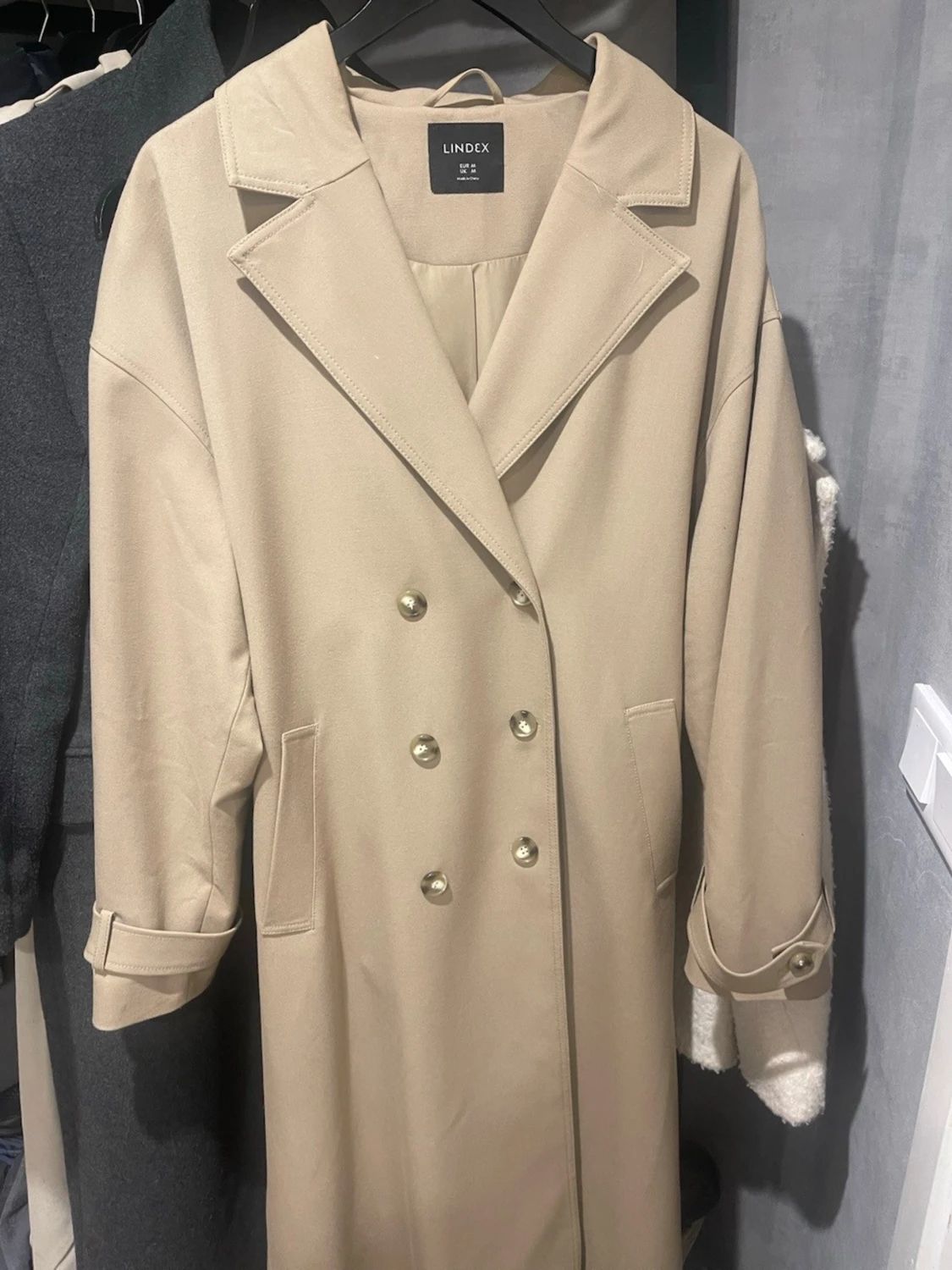 Beige kappa från Lindex - 1