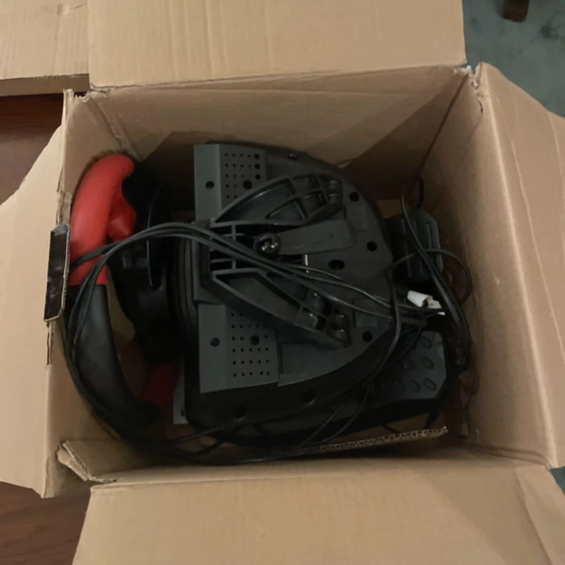 Thrustmaster T150 Ferrari Wheel Force Feedback - 2