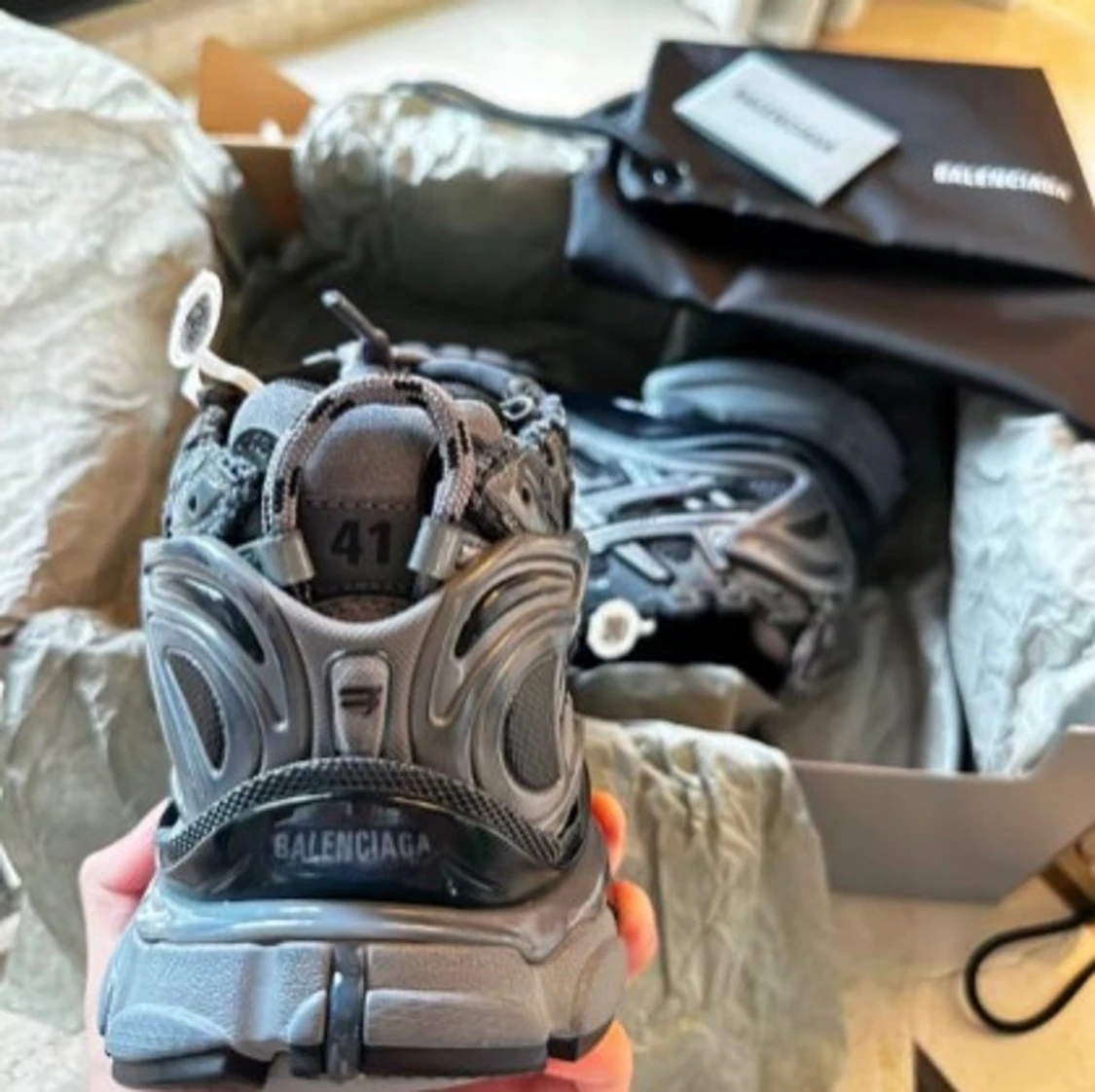 Ba*enci*ga runners - 1