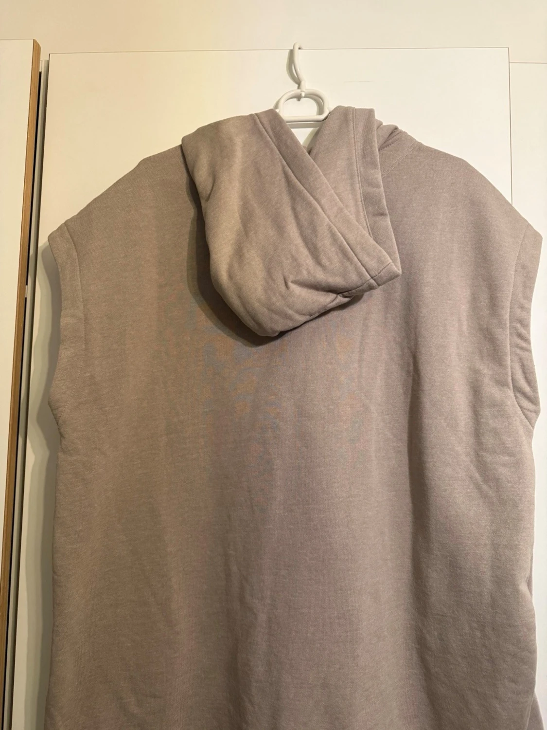 Beige ärmlös hoodie från H&M - 4