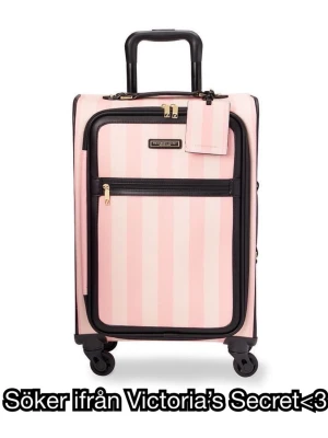 SÖKER FRÅN VICTORIA’S SECRET<3 - Söker denna resväskan ifrån Victoria’s Secret, hade varit ytterst tacksam om någon ville sälja<3 Pris kan diskuteras<3