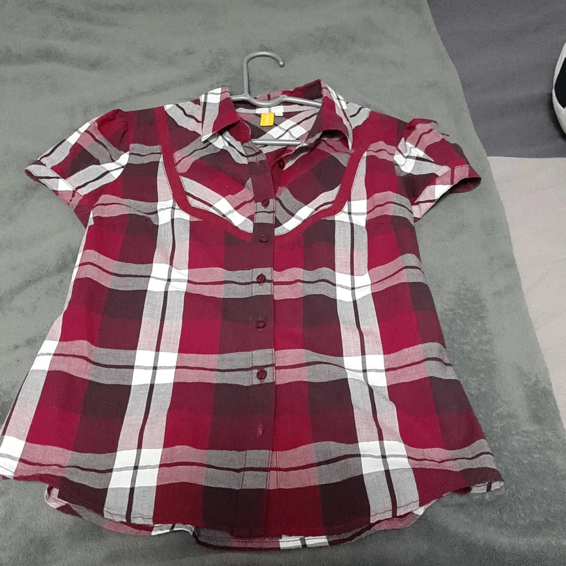 Rutig kortärmad skjorta från 365 Sunshine - 3