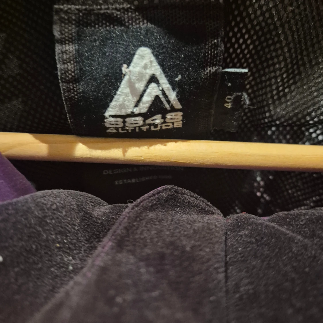 Lila vindjacka från 8848 Altitude - 1