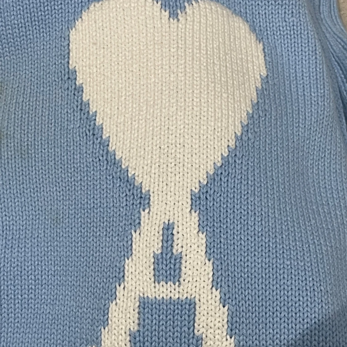 Ljusblå stickad tröja från Ami Paris - 2