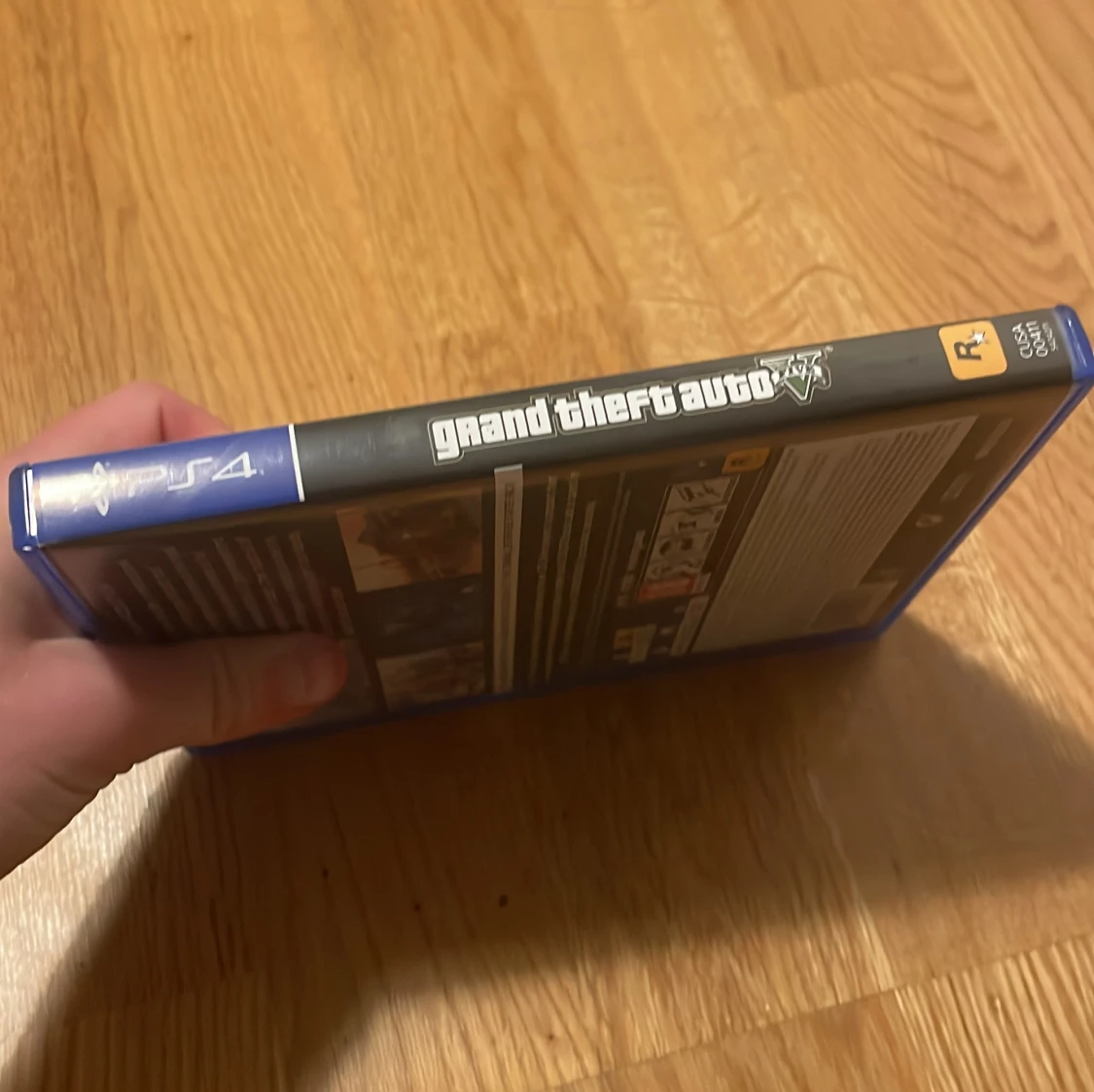 Grand Theft Auto V Premium Edition PS4 - 3