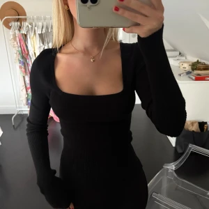 Svart  långärmad tröja - Fin svart långärmad tröja från Bik Bok