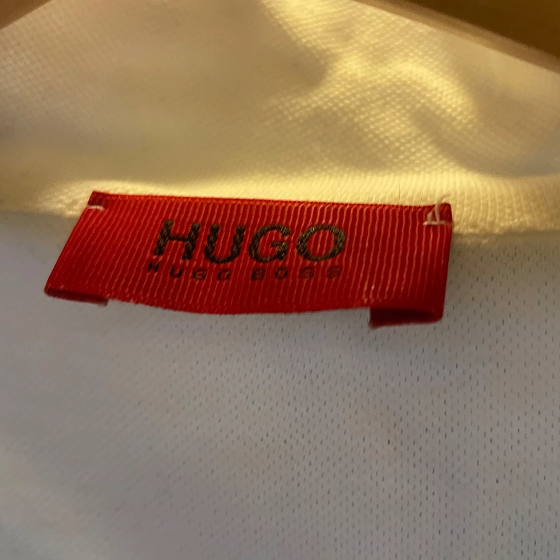 Vit kortärmad skjorta från Hugo Boss