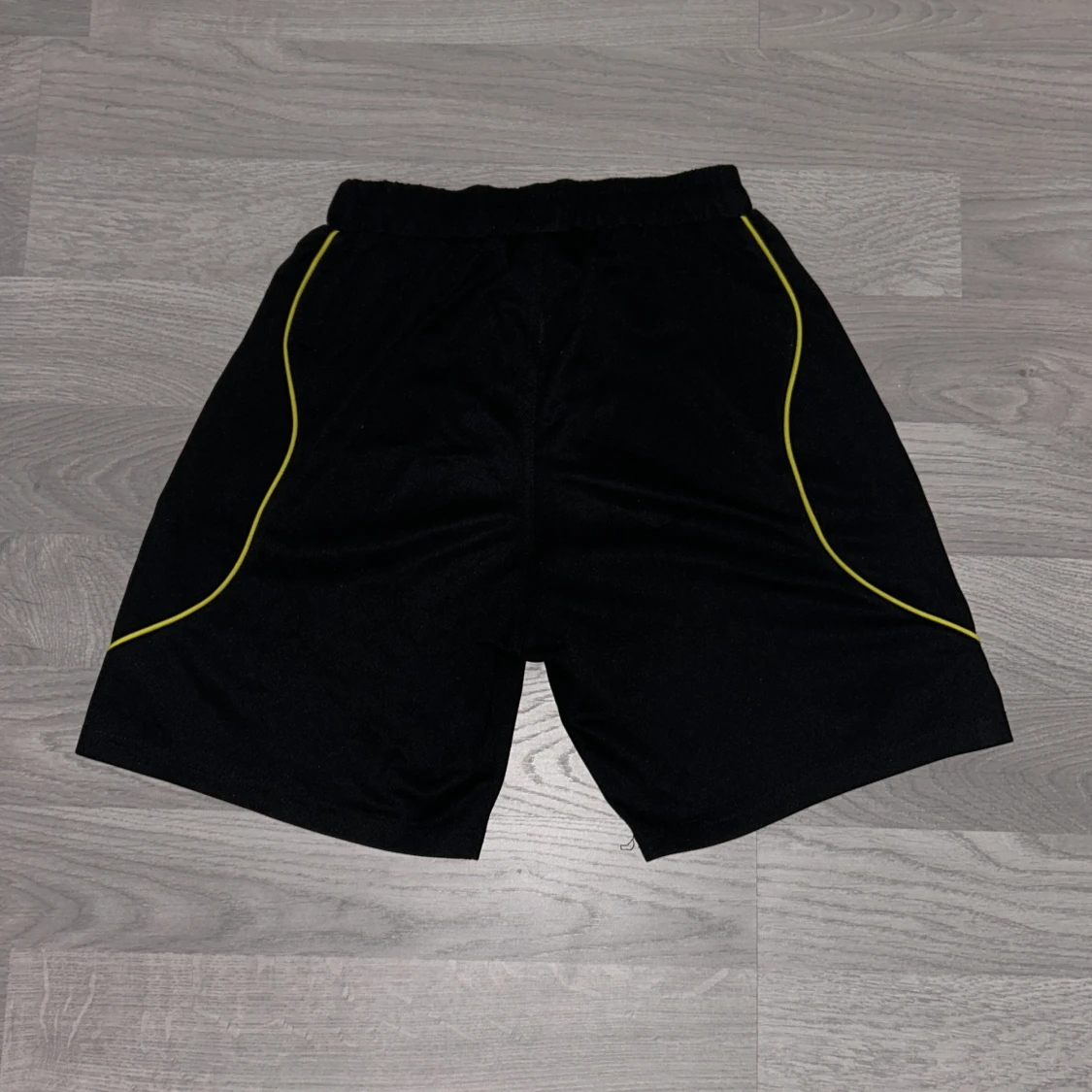 Svarta träningsshorts från D-Way - 1