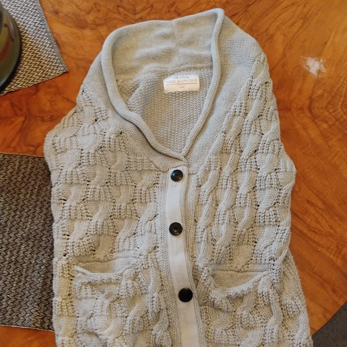 Ljusgrå kofta från These Glory Days - 3