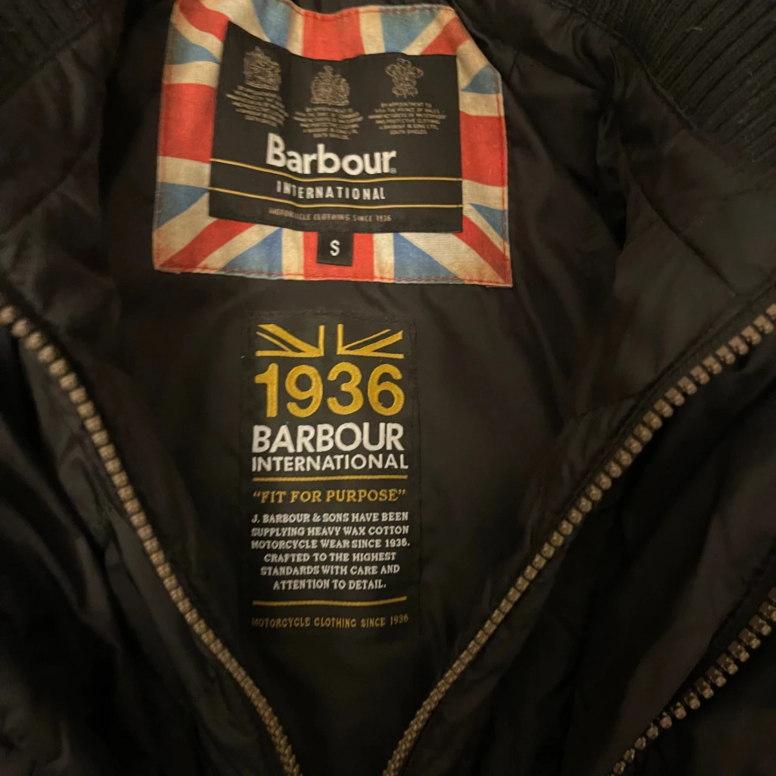 Svart quiltad jacka från Barbour - 2