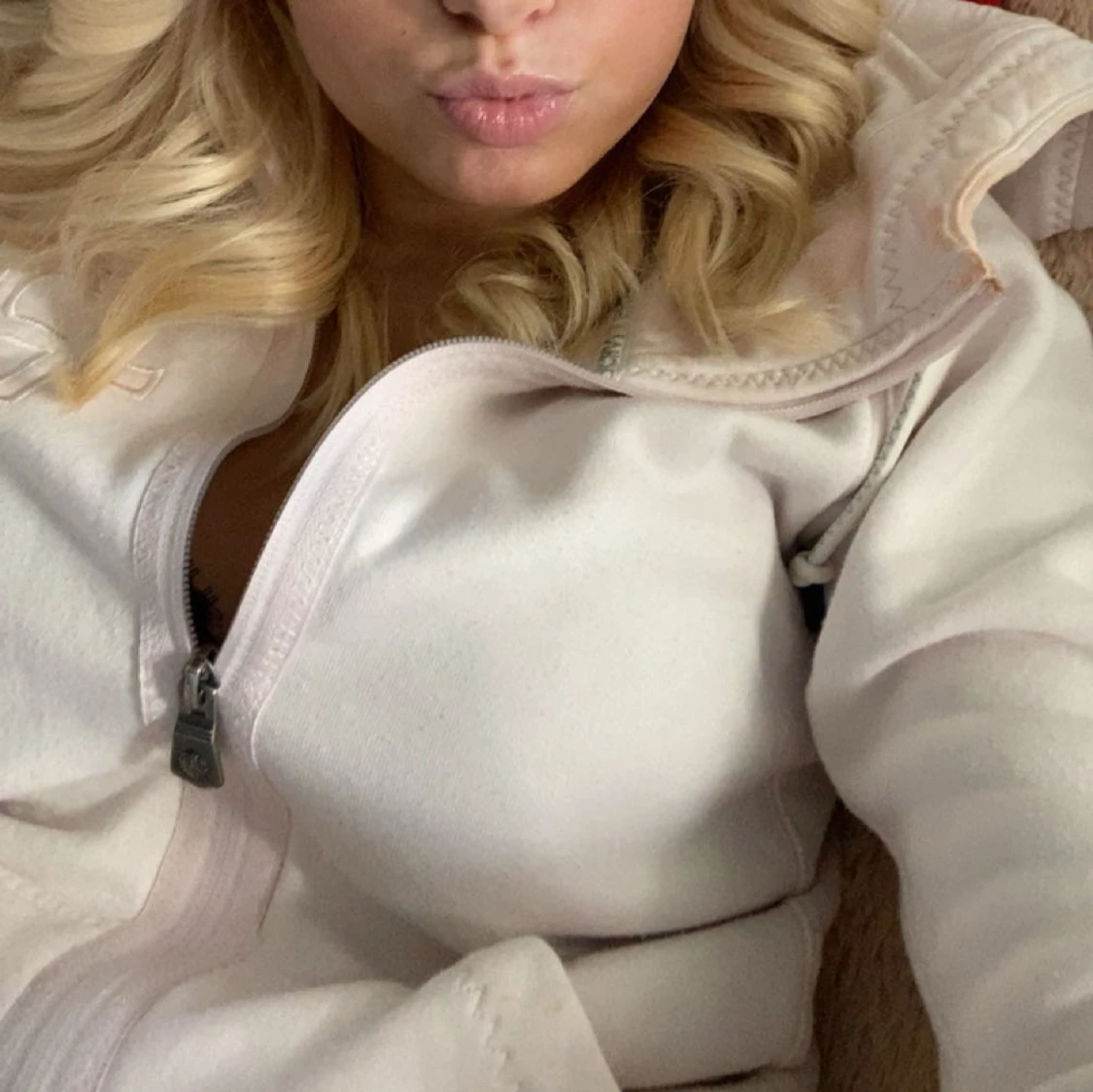 Ljusrosa hoodiejacka från Pelle P