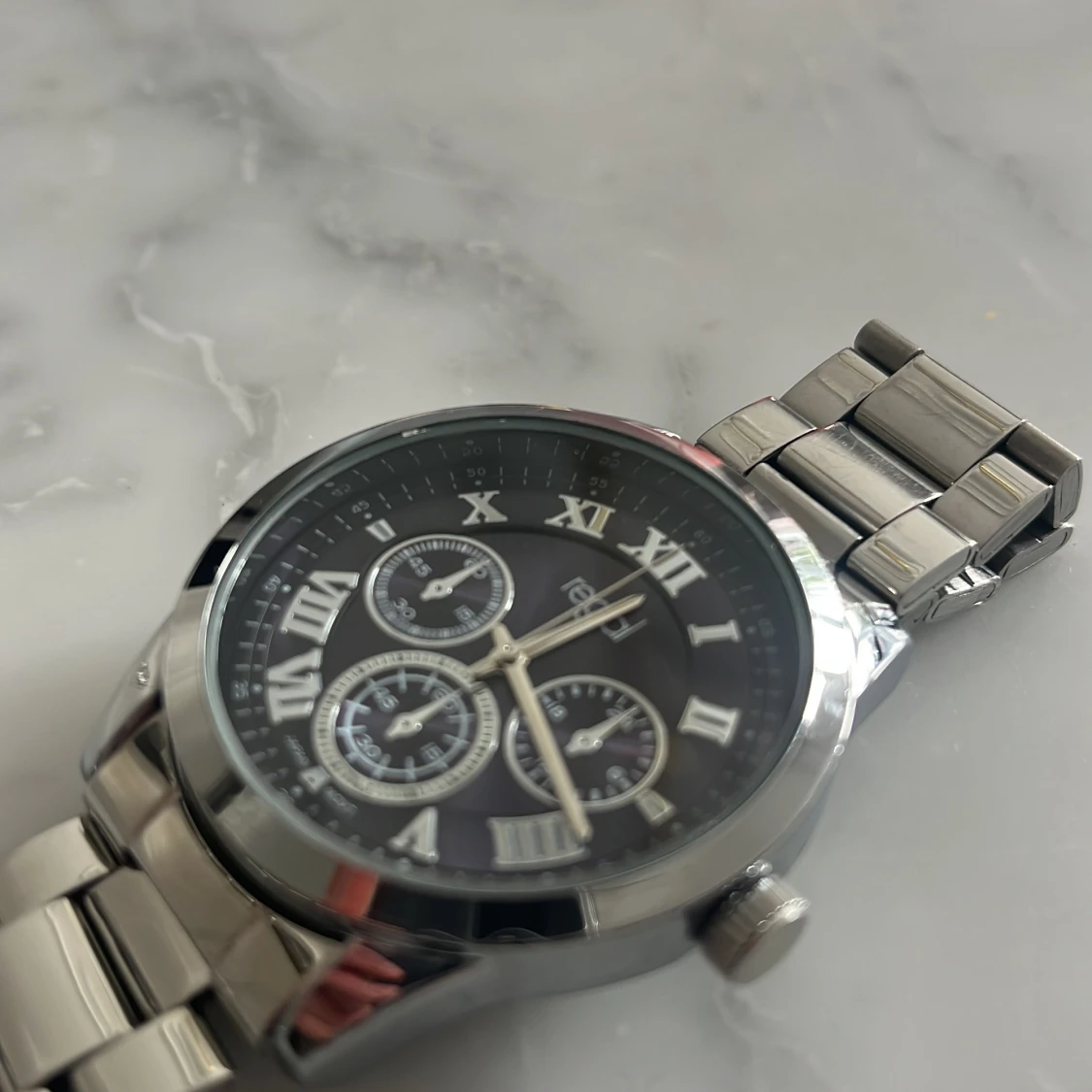 Regal silverfärgad klocka med länk - 3