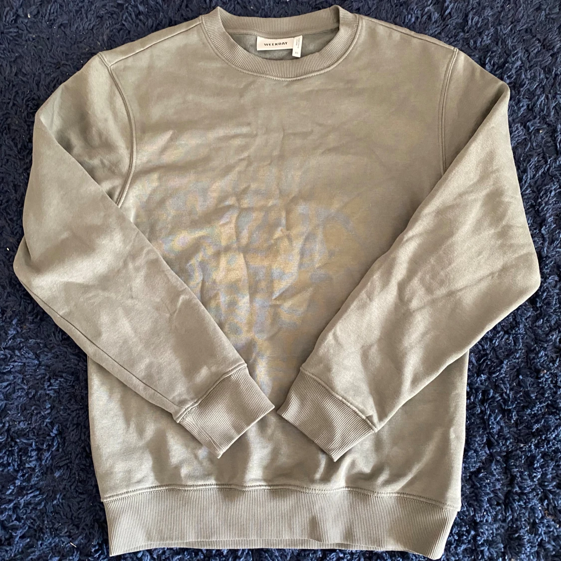 Grå/grön sweatshirt från Weekday XS