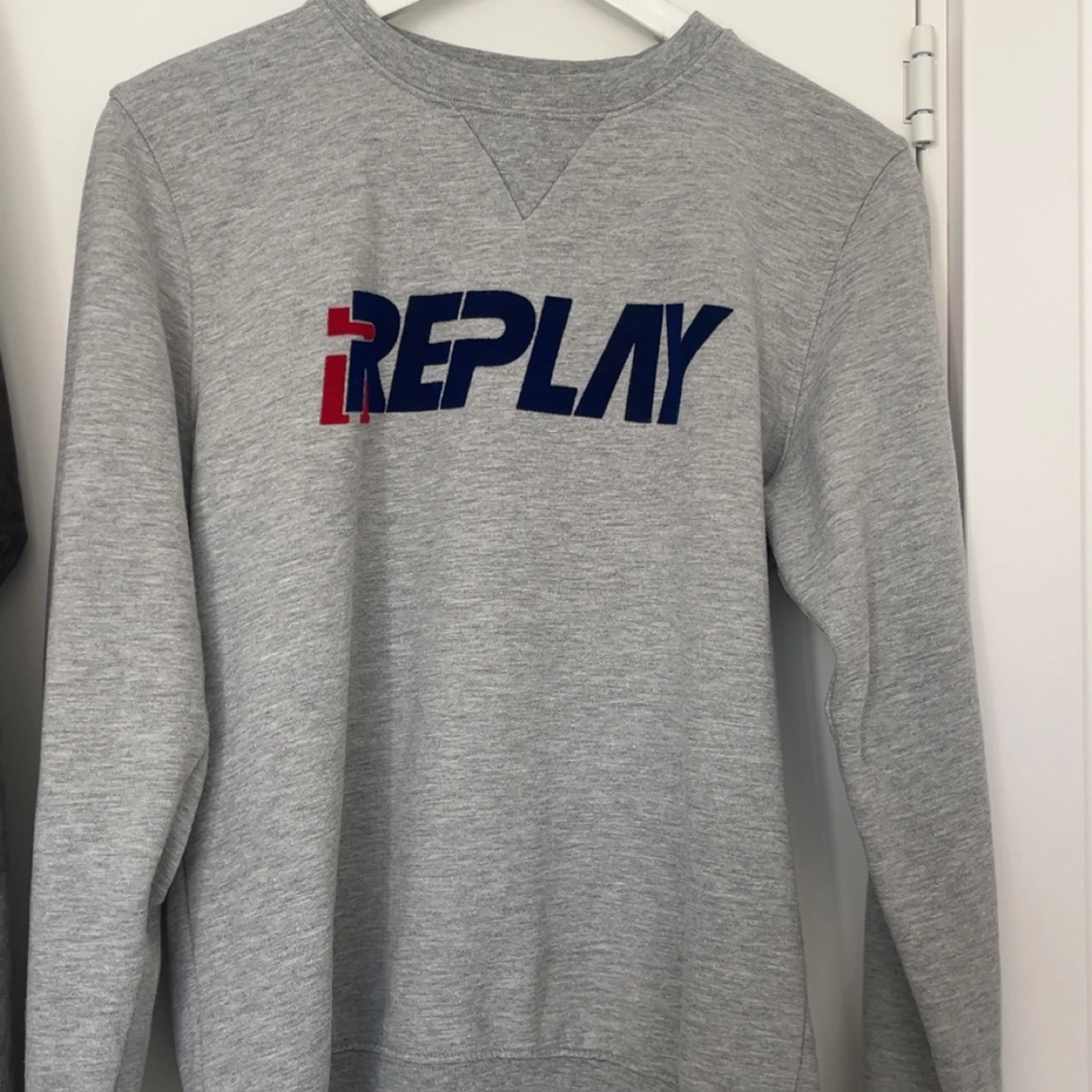 Grå sweatshirt från Replay