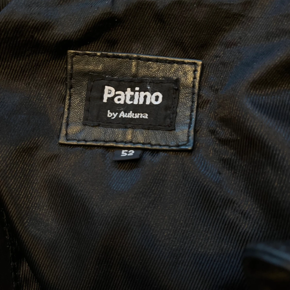 Svart skinnjacka med vita ränder Patino - 2