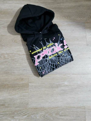 Riktigt fin tröja - Storlek M riktigt fint finns S