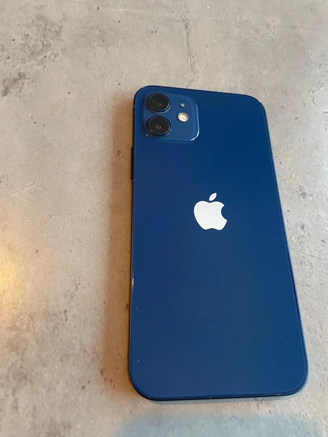 iPhone 12 64GB Blå - 2