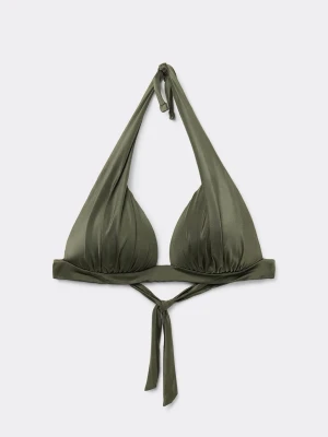 Bikiniöverdel Calzedonia - Säljer denna bikiniöverdel med knyt och glansigt material från Calzedonia, nästan aldrig använd💕originalpris 569kr, STORLEK: 80B/75C/70D