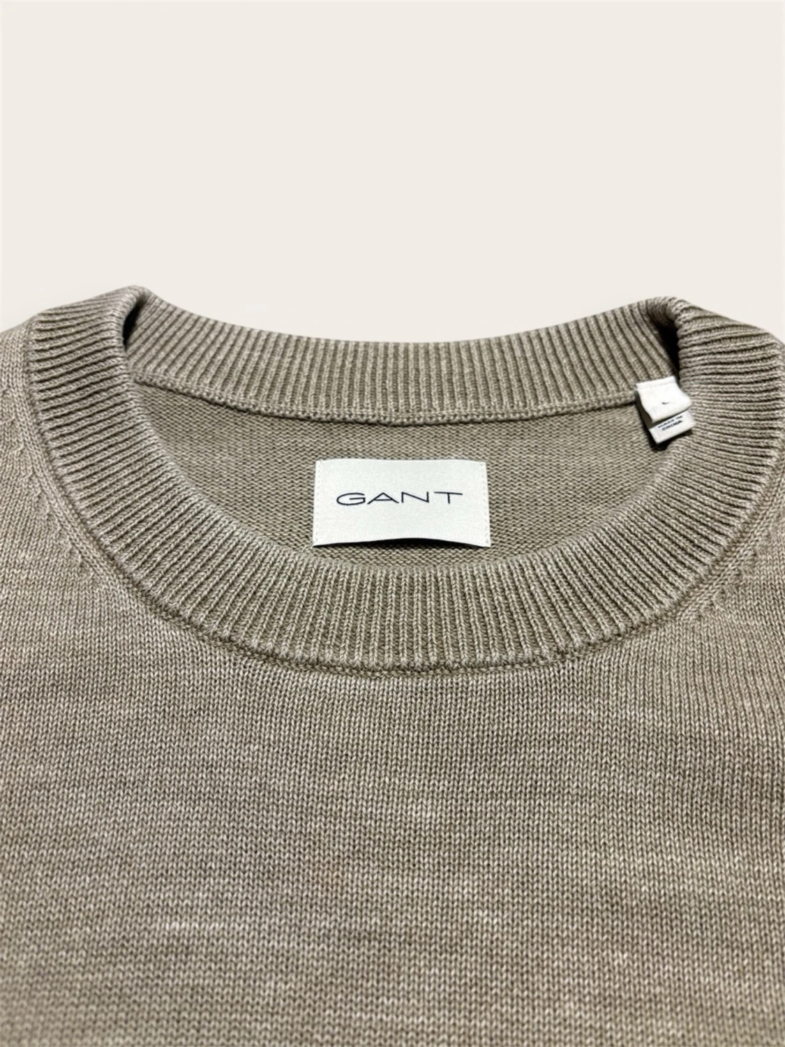 Beige stickad tröja från GANT - 2