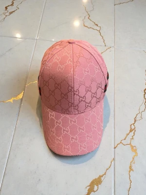 Gcci Keps Rosa - Snygg rosa Gcci Keps