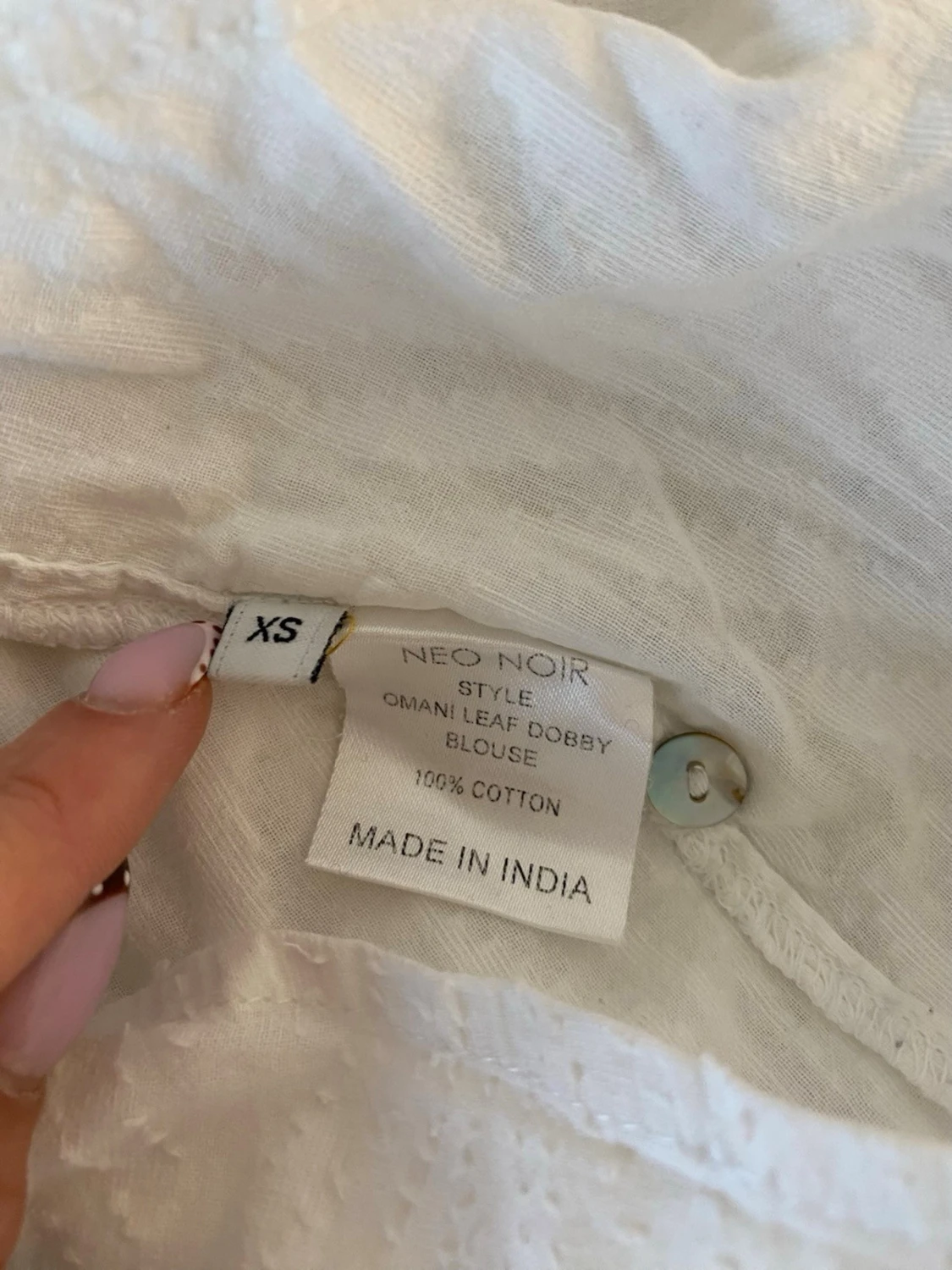 Vit blus från Neo Noir - 3