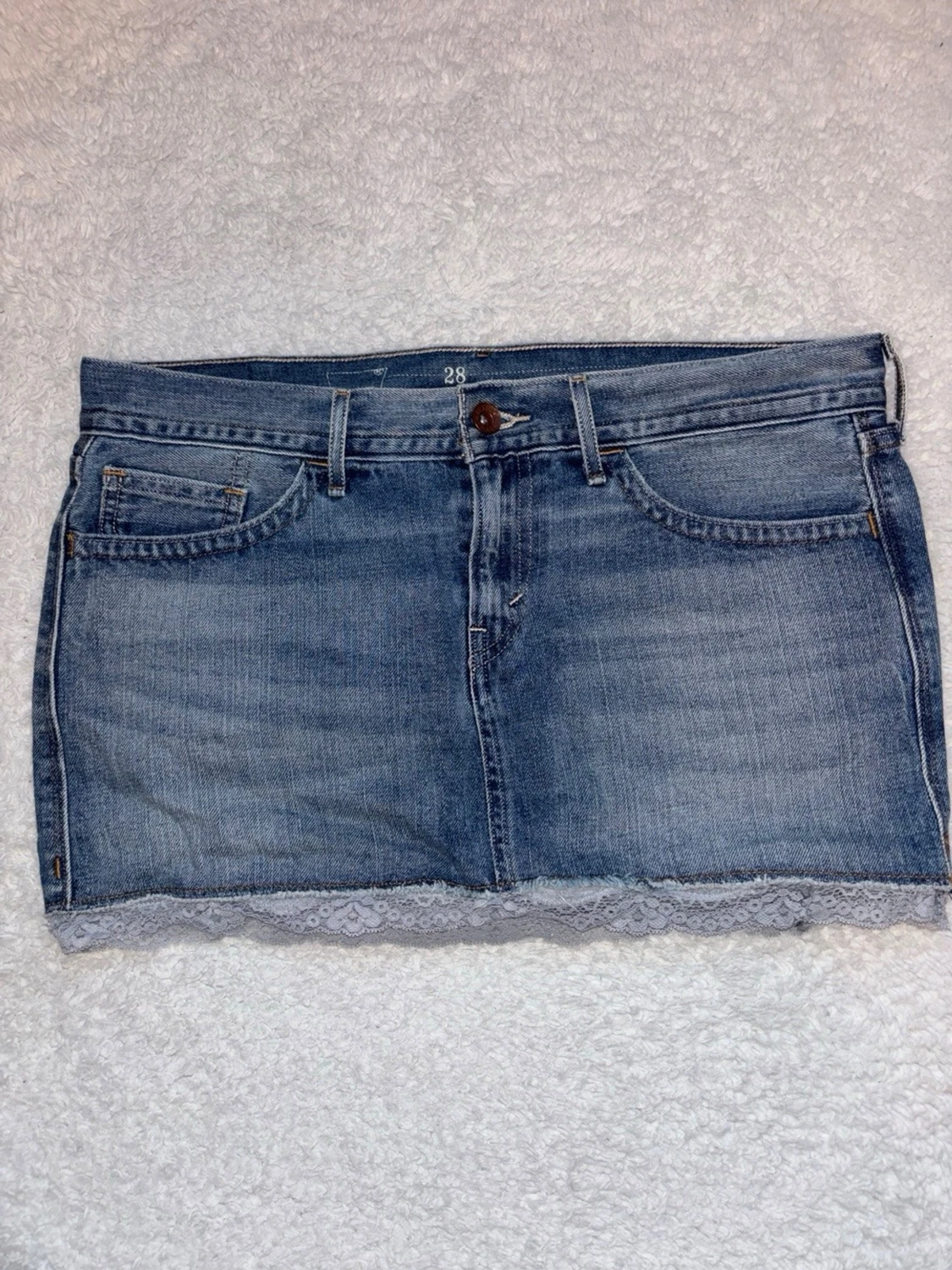 Levi's jeanskjol med spetskant - 1