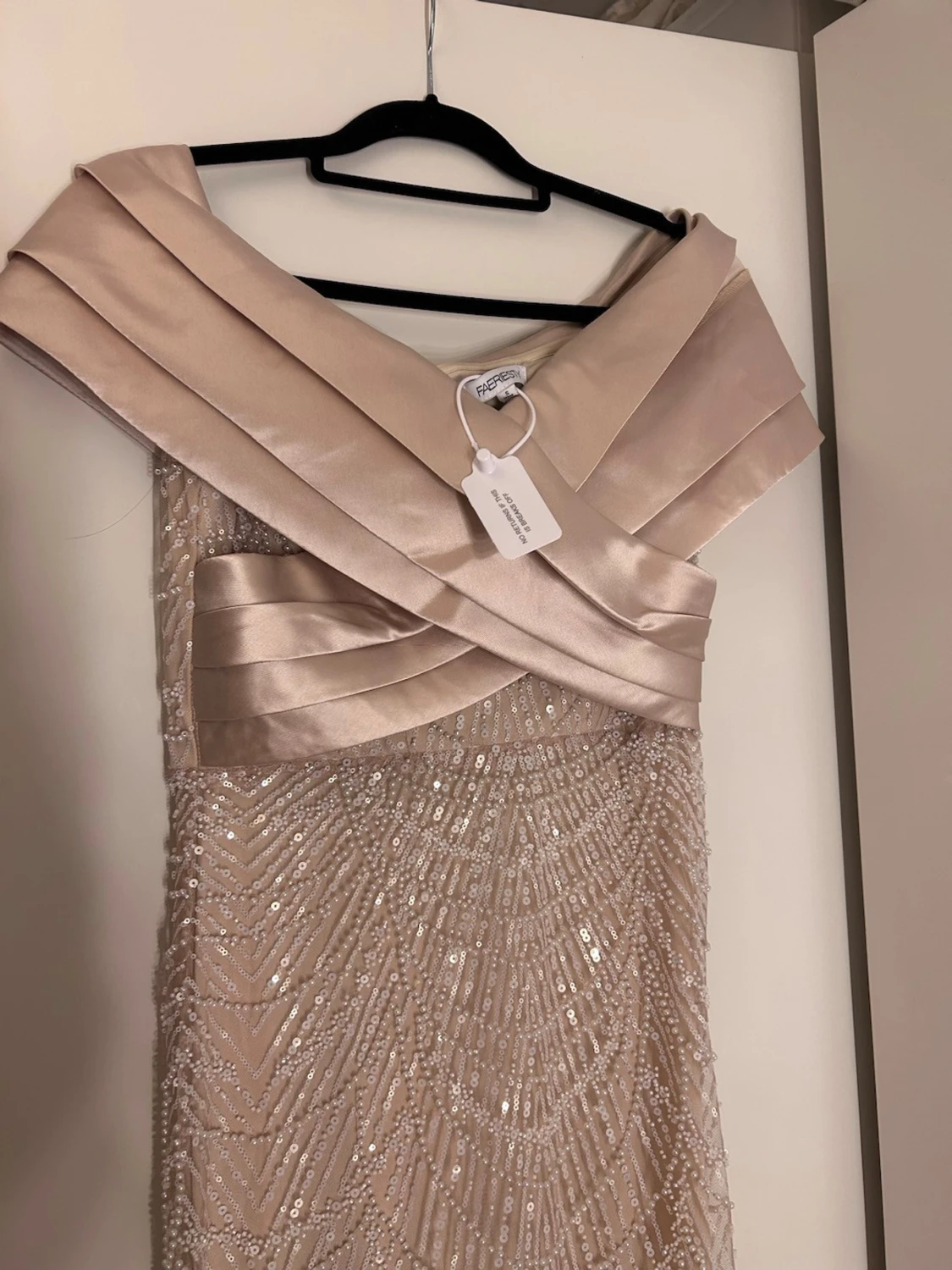 Champagnefärgad långklänning S - 2